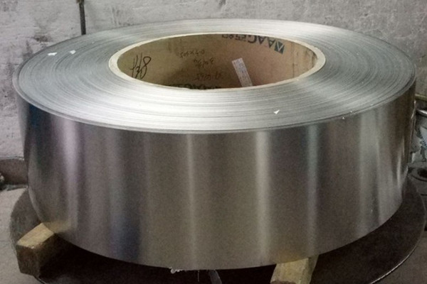 2025年精密不銹鋼帶行業(yè)迎來黃金發(fā)展期，技術(shù)創(chuàng)新與產(chǎn)能擴(kuò)張并進(jìn)